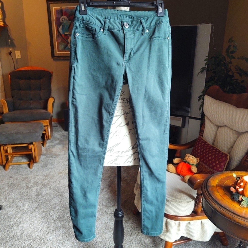 Maurices XS Regular Green Jeans!